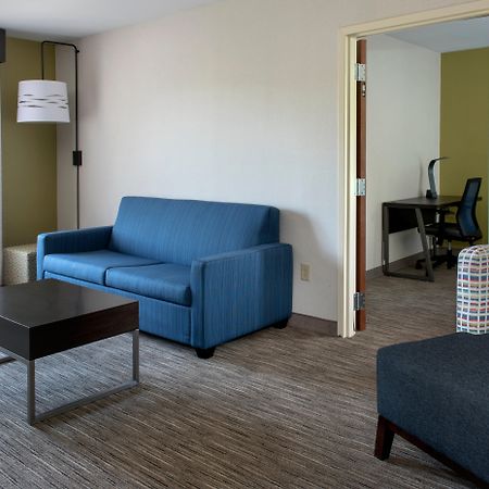 Holiday Inn Express Great Barrington By Ihg Exteriör bild