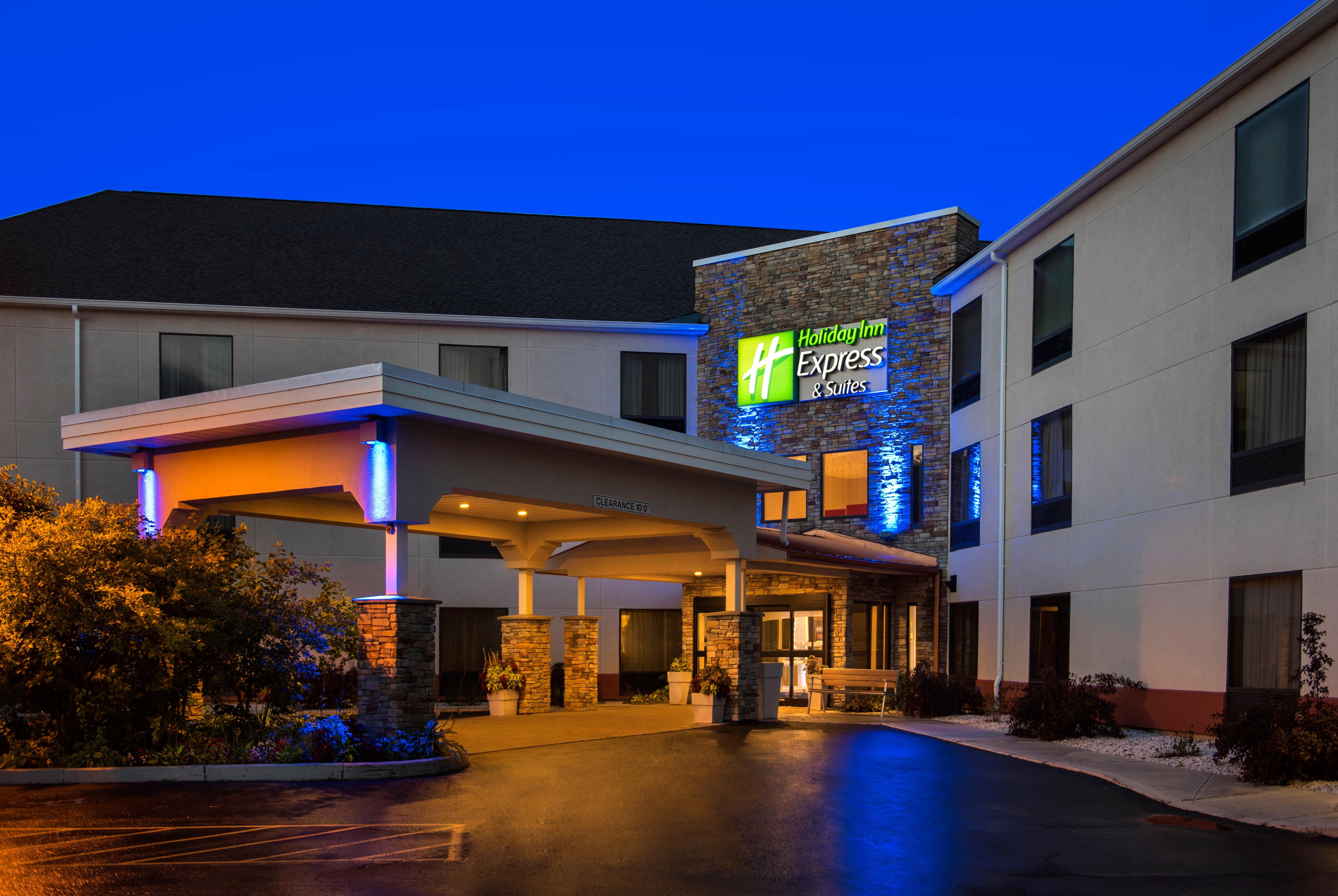 Holiday Inn Express Great Barrington By Ihg Exteriör bild