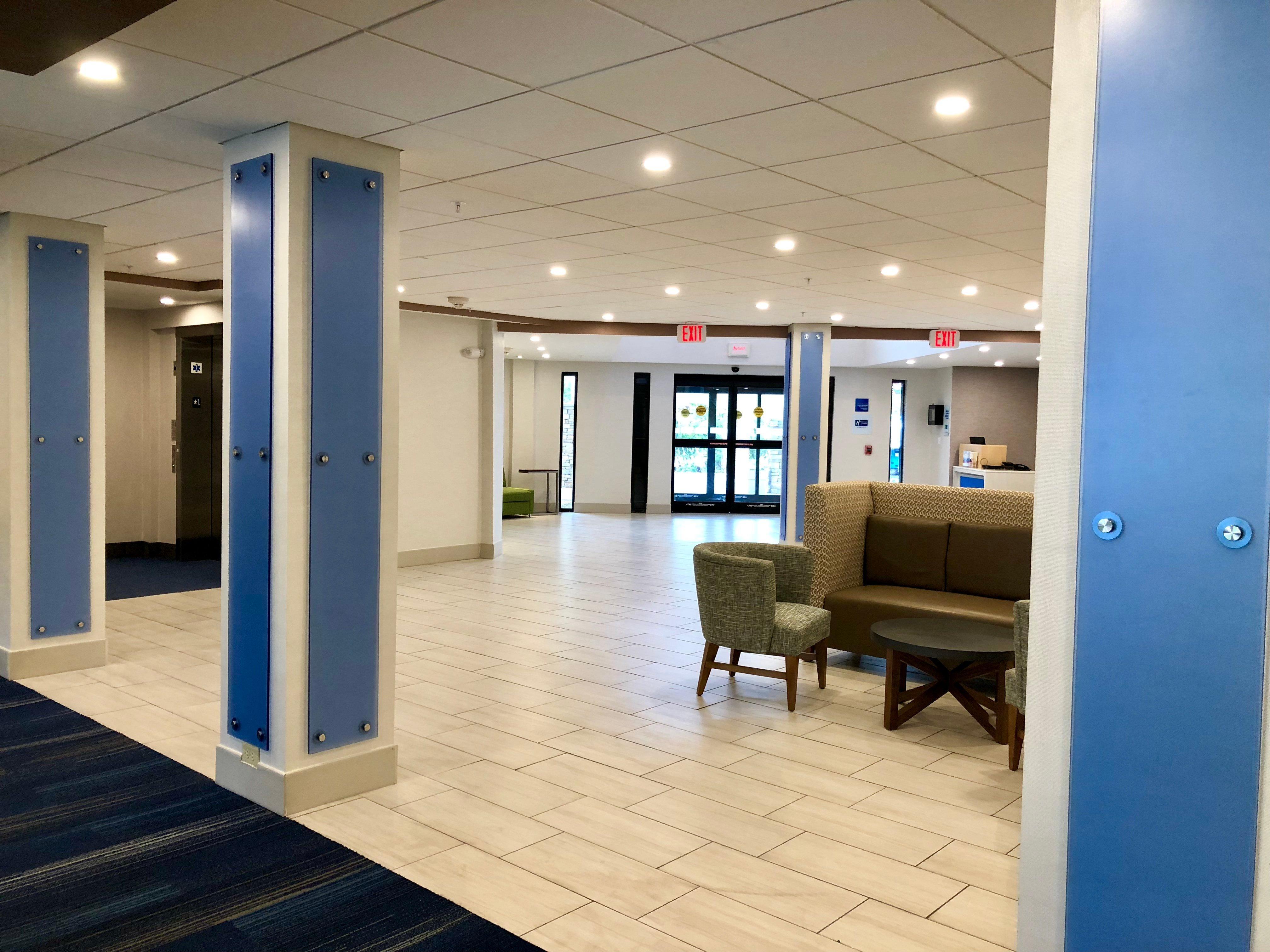 Holiday Inn Express Great Barrington By Ihg Exteriör bild