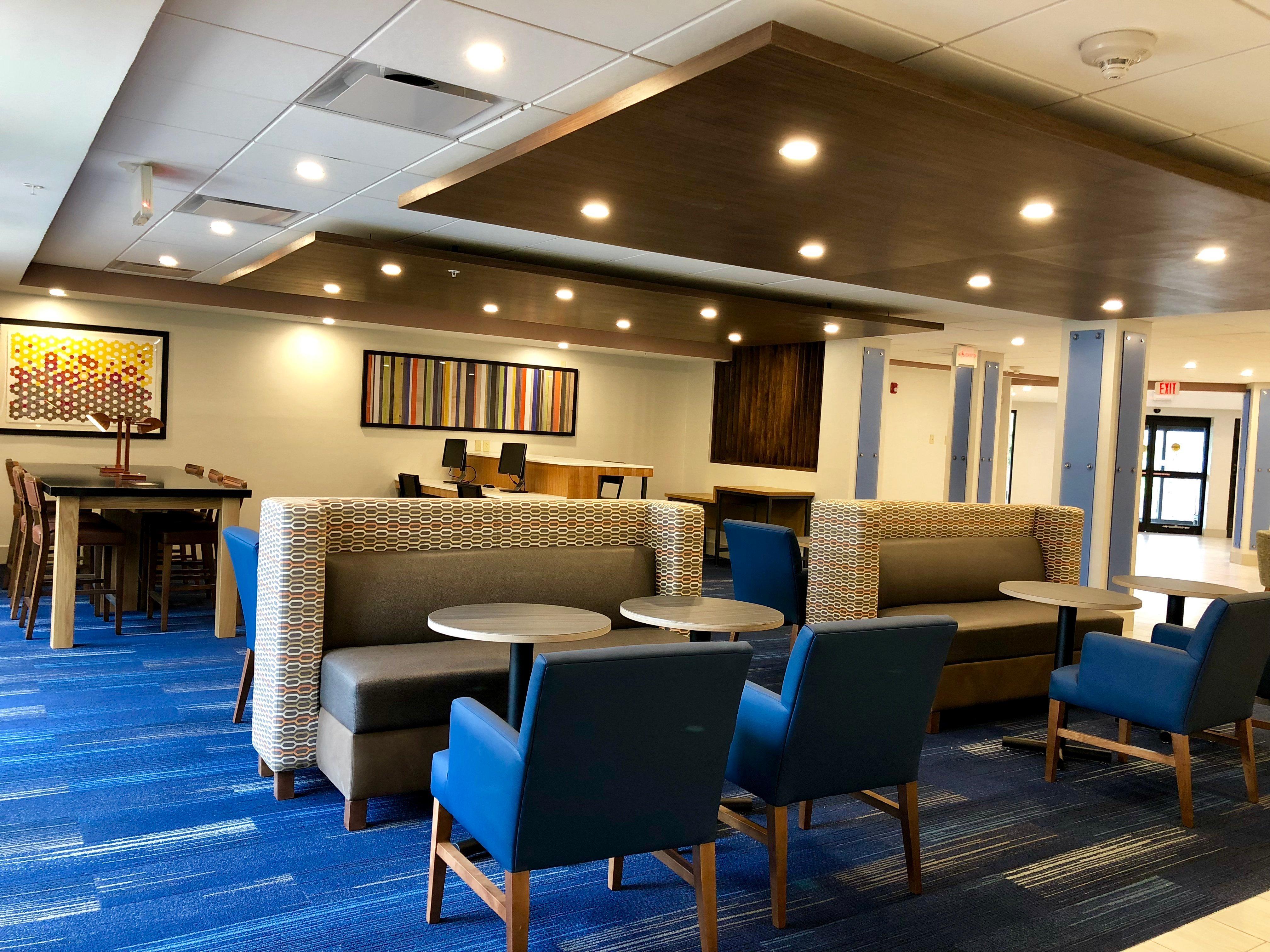 Holiday Inn Express Great Barrington By Ihg Exteriör bild