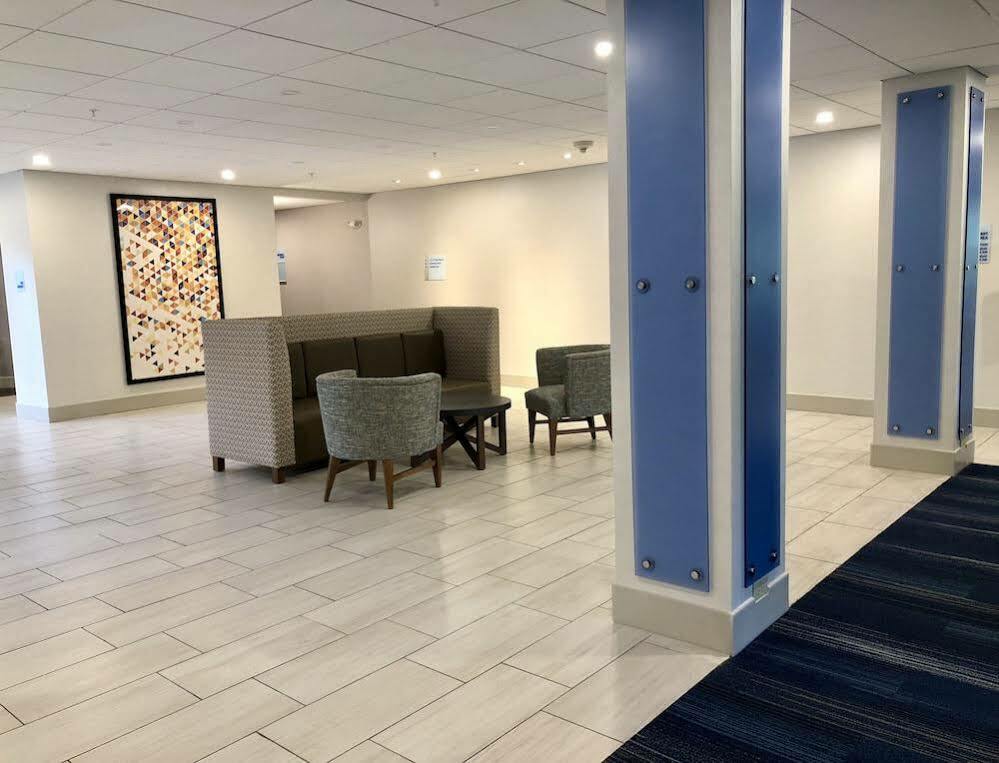 Holiday Inn Express Great Barrington By Ihg Exteriör bild